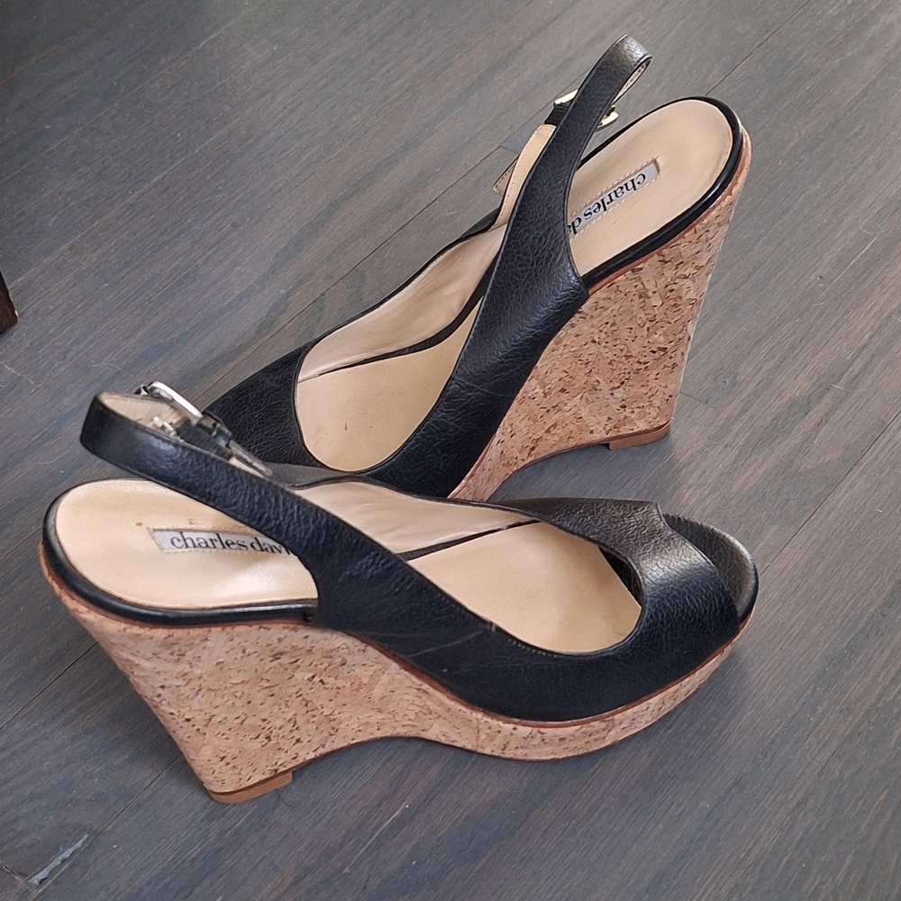 Charles By Charles David Black and Tan Wedge Shoes 8.5 - Picture 8 of 11